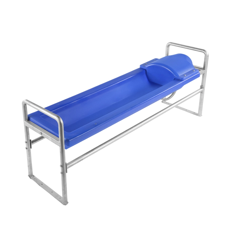 Réservoir d'eau de bétail à ouverture rotative