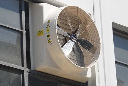 Qu'est-ce qui rend un ventilateur d'échappement de 48 pouces idéal pour les fermes avicoles et les serres?
